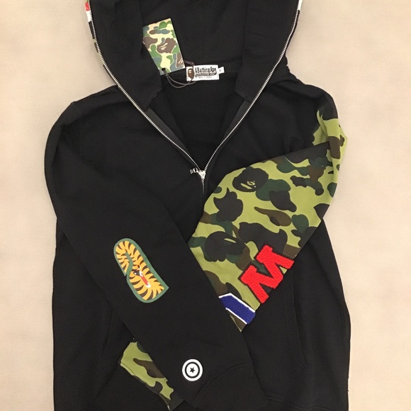 Full zip Shark hoodie - Picture 15 of 16